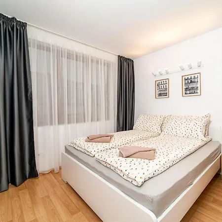 Apartamento Cozy 2bdrm *