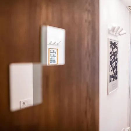 Lägenhet Cozy 2bdrm