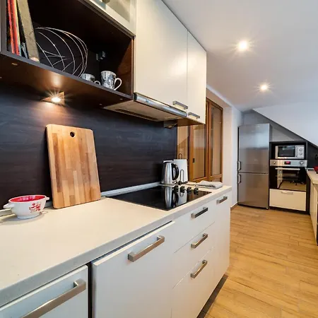Cozy 2bdrm * Varna